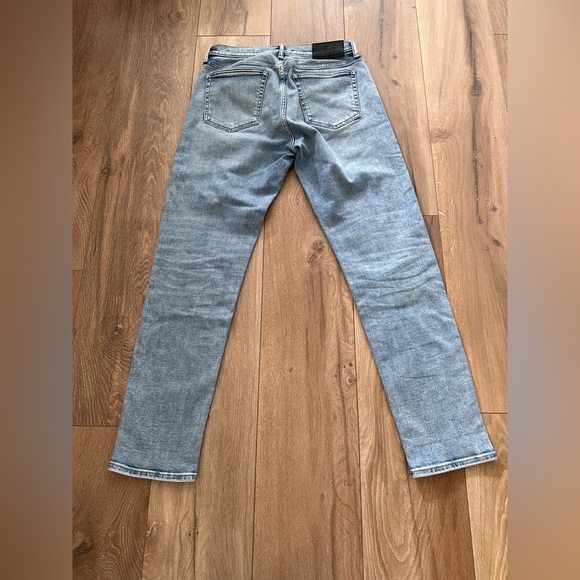 Gap Men’s Slim Taper Jeans - Picture 2 of 5